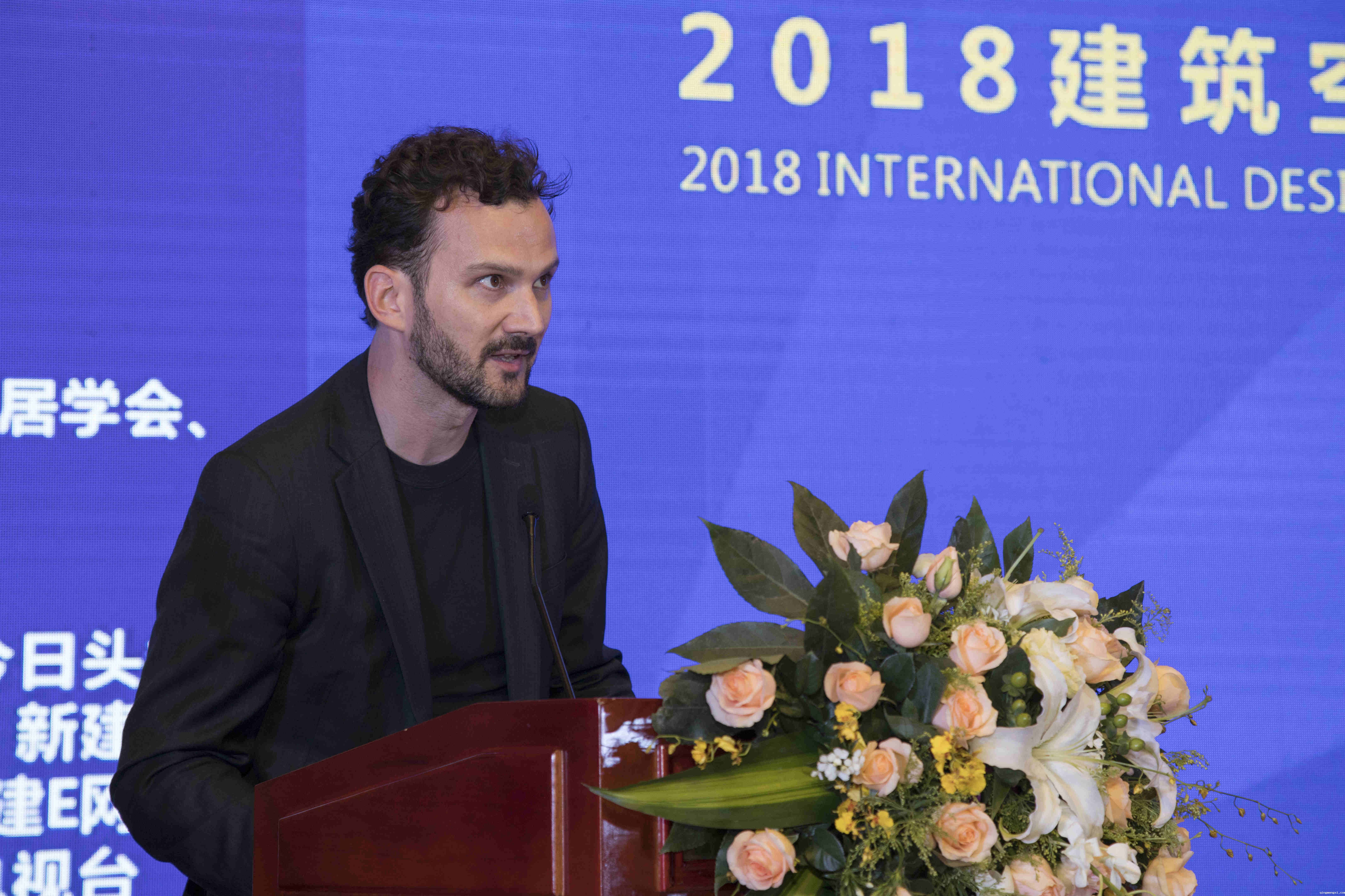 170050212.jpg BenjaminViale.jpg